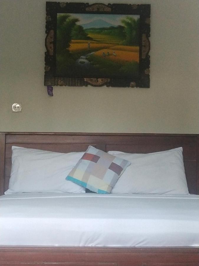 Santa Fe Homestay & Warong Amed Exterior foto