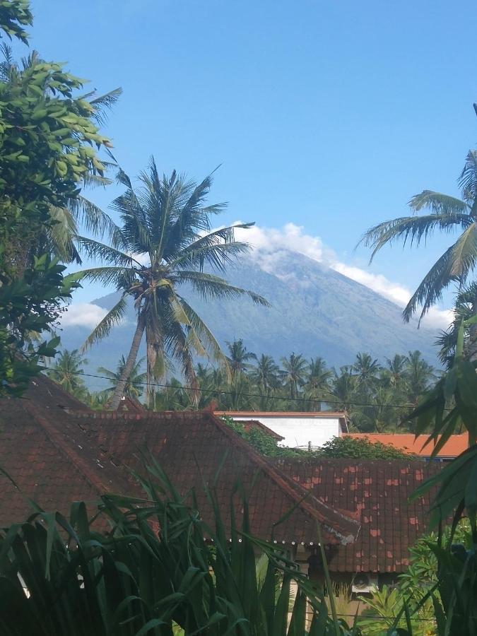 Santa Fe Homestay & Warong Amed Exterior foto