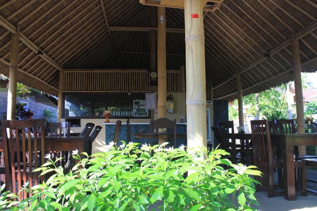 Santa Fe Homestay & Warong Amed Exterior foto