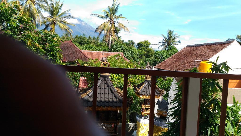 Santa Fe Homestay & Warong Amed Exterior foto