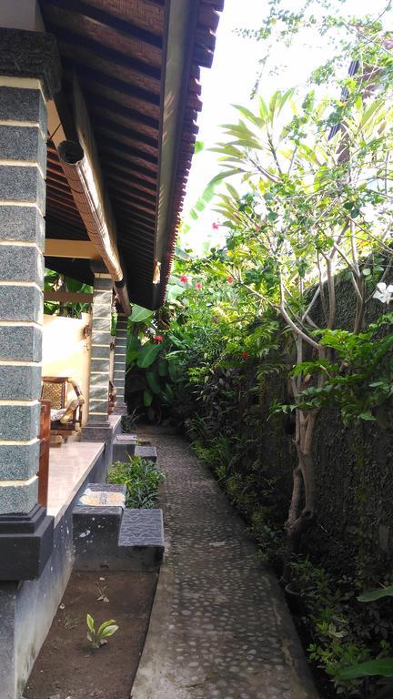 Santa Fe Homestay & Warong Amed Exterior foto