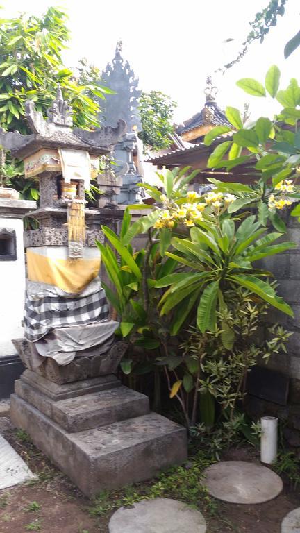 Santa Fe Homestay & Warong Amed Exterior foto