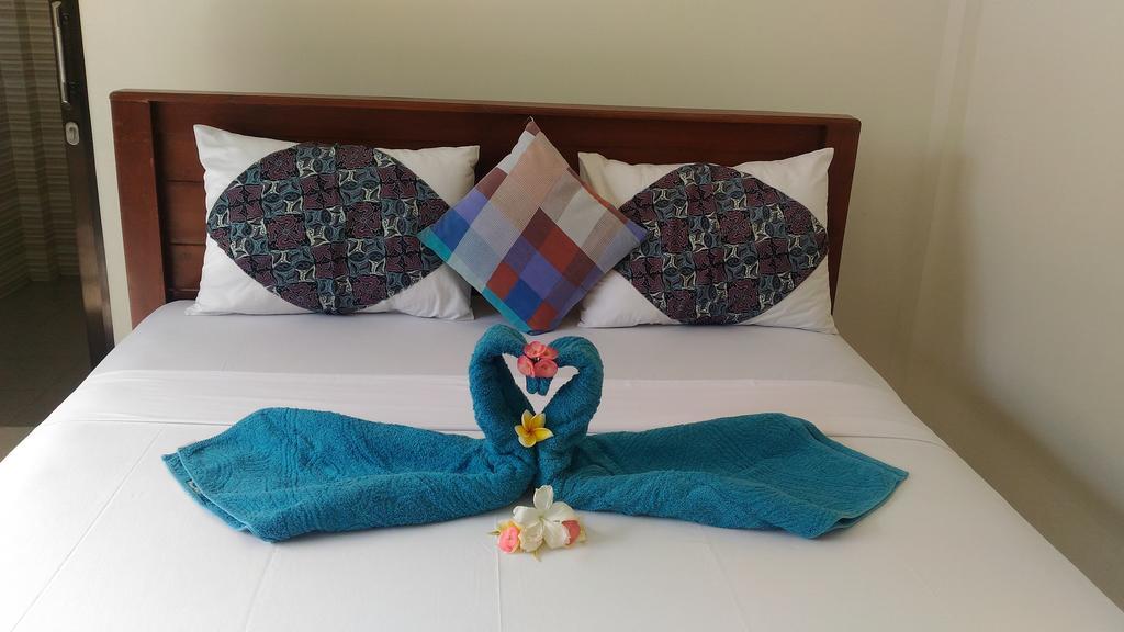 Santa Fe Homestay & Warong Amed Exterior foto